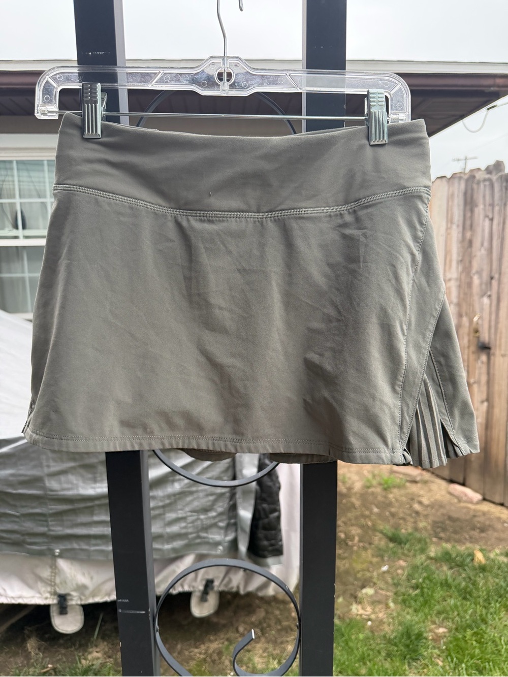 Lululemon Play Off The Pleats Skirt Size 4